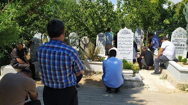 HALİT OFLAZ MEZARI BAŞINDA ANILDI