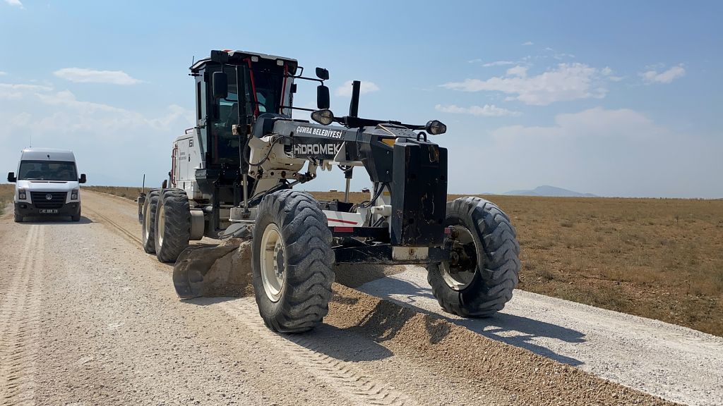 ÇUMRA’DA YOL ALTYAPI ÇALIŞMALARINDA YOĞUN MESAİ