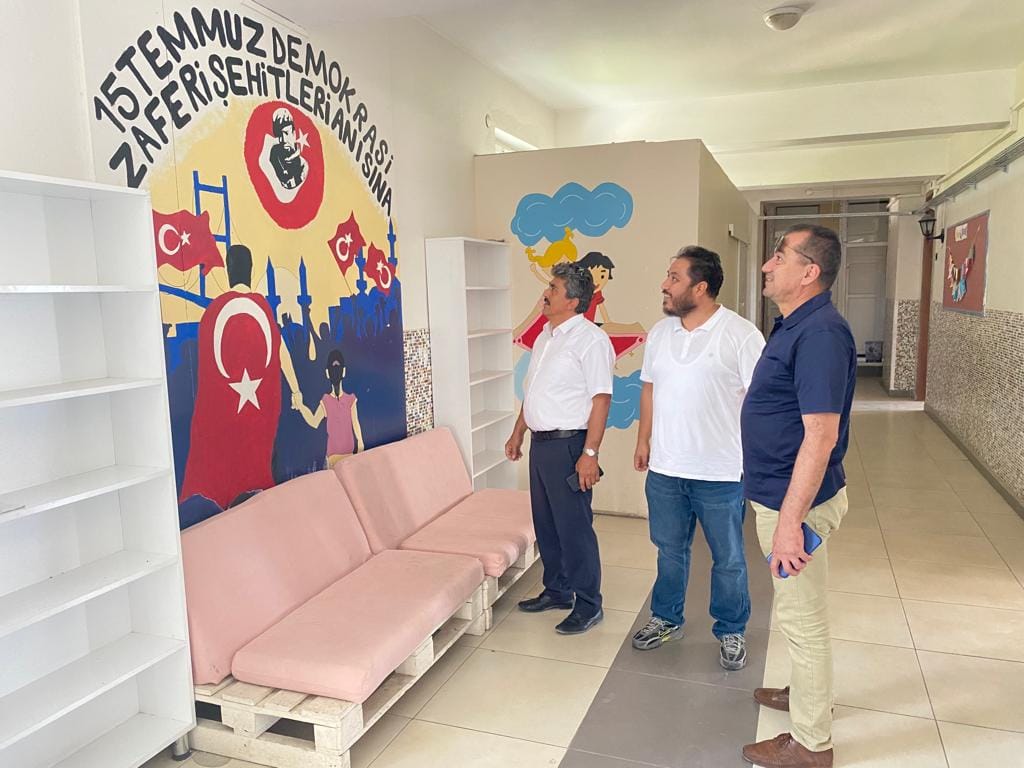 Altunyaldız İncelemelerde Bulundu
