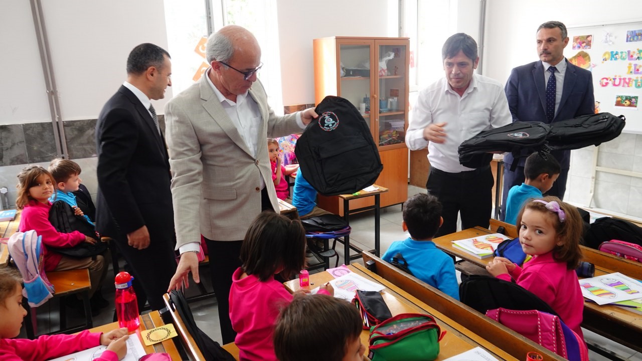İlkokul Çantaları Bu Yıl da  Çumra Belediyesi’nden