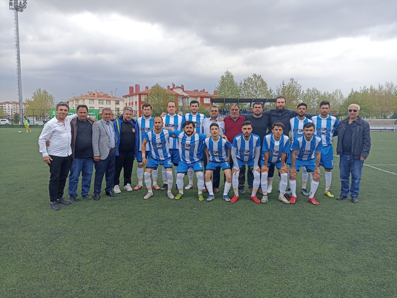 ÇUMRA GÜNEŞ TARAFTARIYLA BULUŞUYOR
