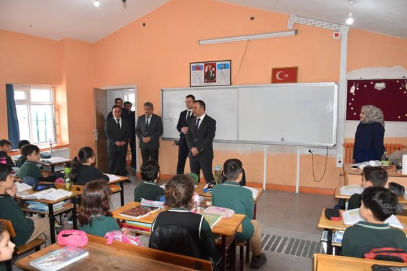 TÜRKMAN OKULLARI ZİYARET EDİYOR 