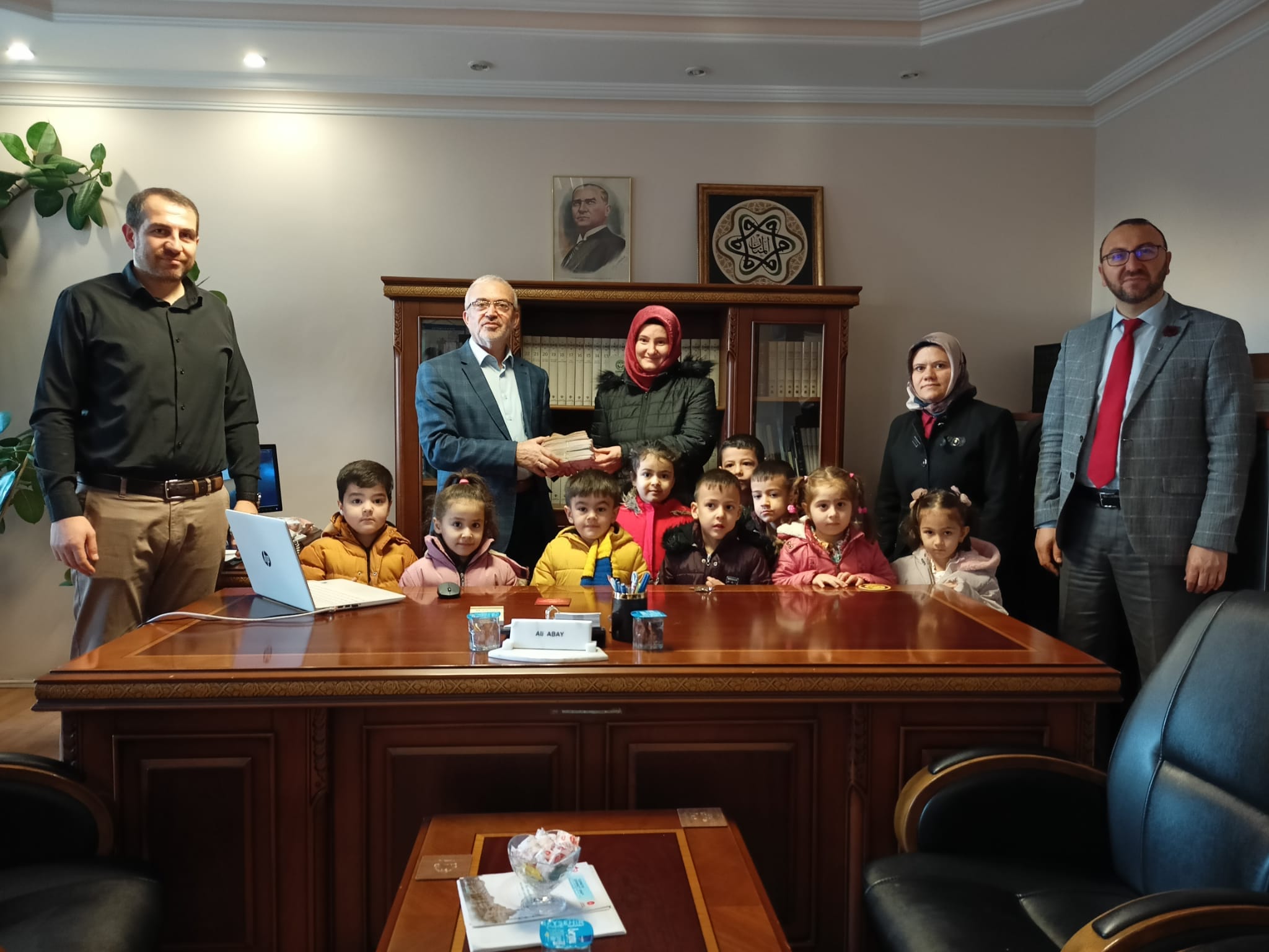MİNİK YÜREKLERDEN, GAZZE'YE ANLAMLI DESTEK!