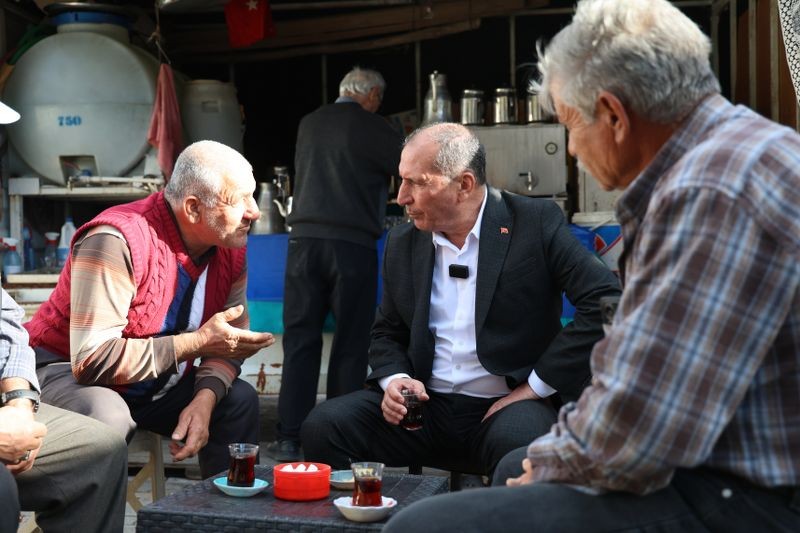 BAŞKAN AYDIN’DAN SEBZE PAZARINA ZİYARET