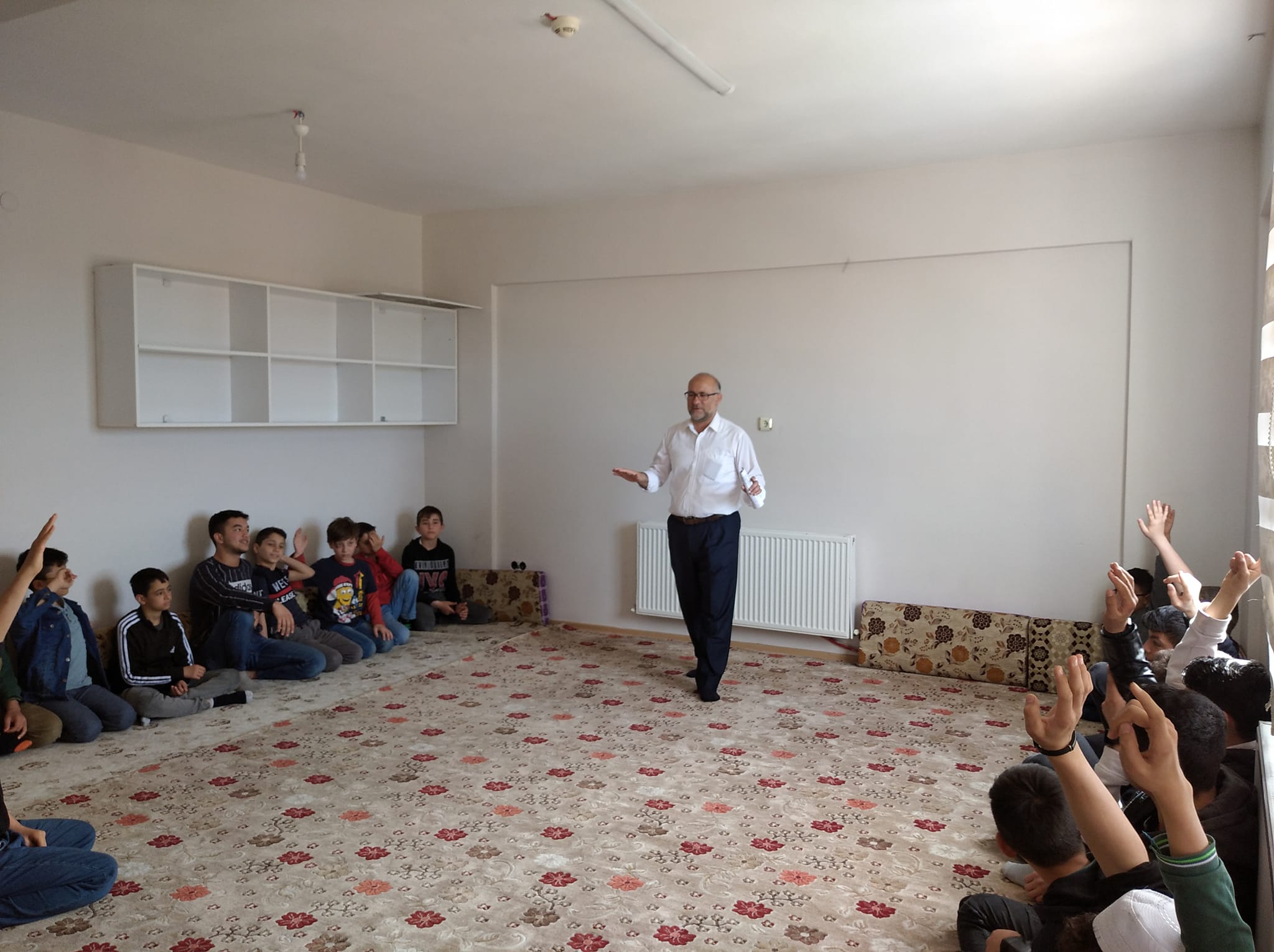 Kumru Seminer Verdi