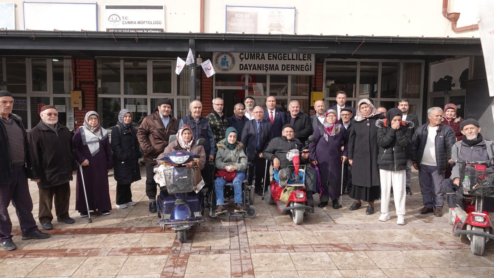 BAŞKAN AYDIN ÇUMRA ENGELLİLER DAYANIŞMA DERNEĞİNİ ZİYARET ETTİ 
