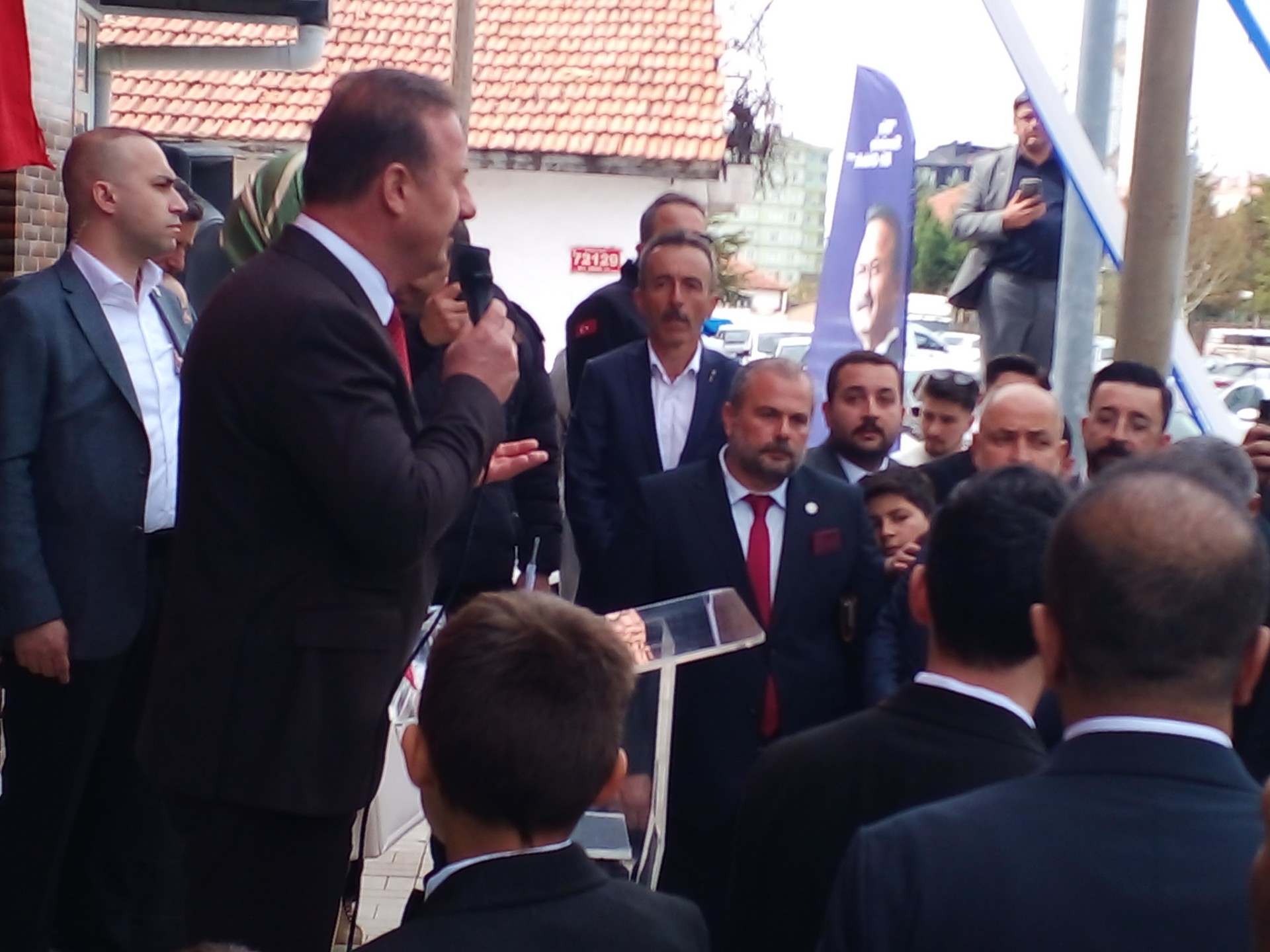 Yavuz Ağıralioğlu: “BİZ ALACAĞIZ MEMLEKETİ”