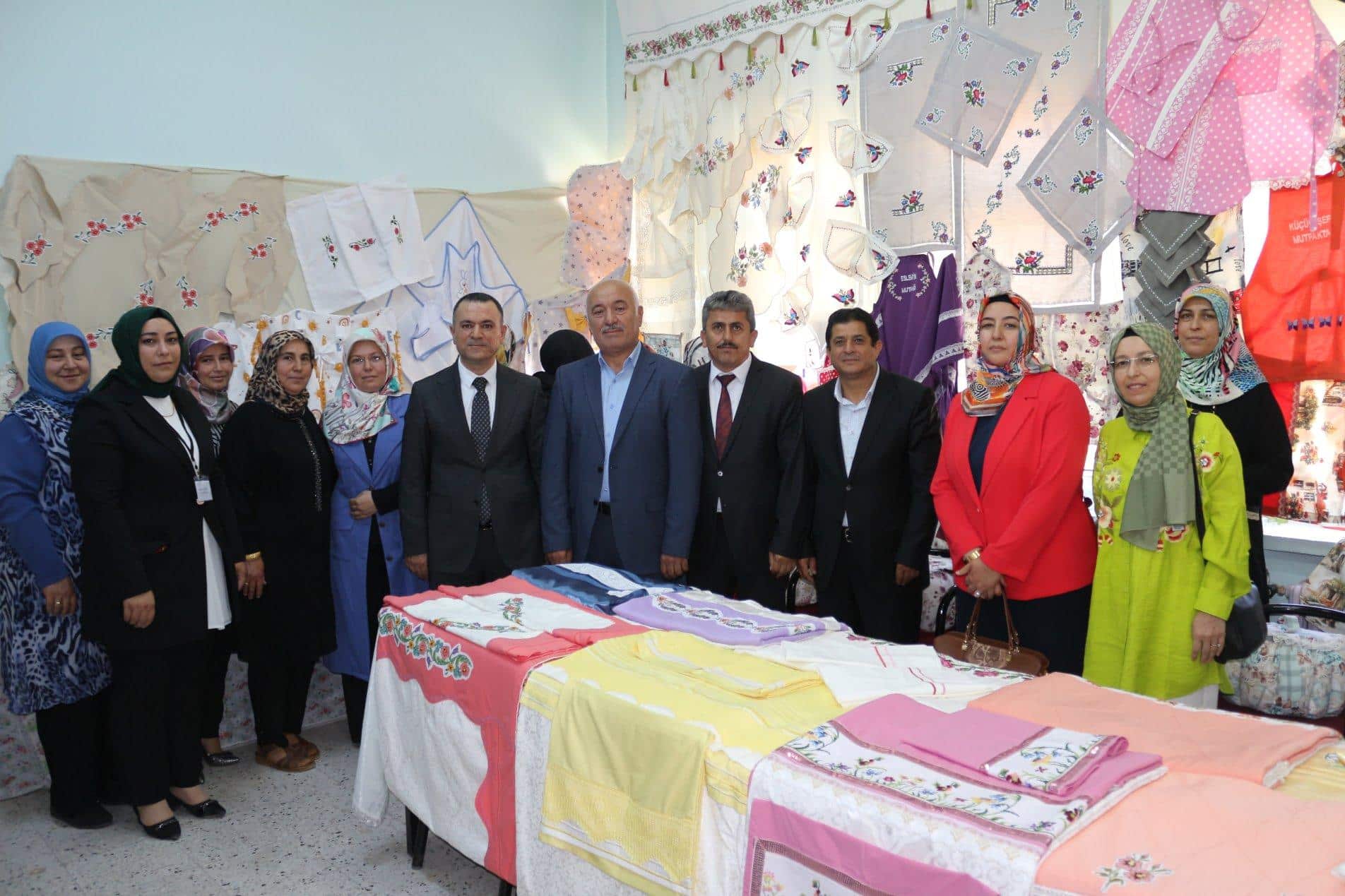 ÇUMRA HALK EĞİTİMİ MERKEZİ’NDEN GÖRSEL ŞÖLEN
