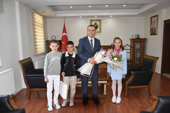 Çumra’da Makam Koltukları Çocuklara Emanet Edildi