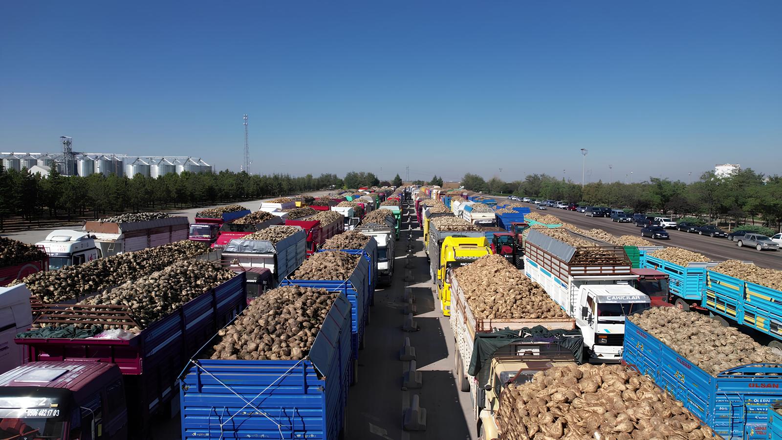 KONYA ŞEKER’DEN ÇİFTÇİSİNE ÇİFTE AVANS 