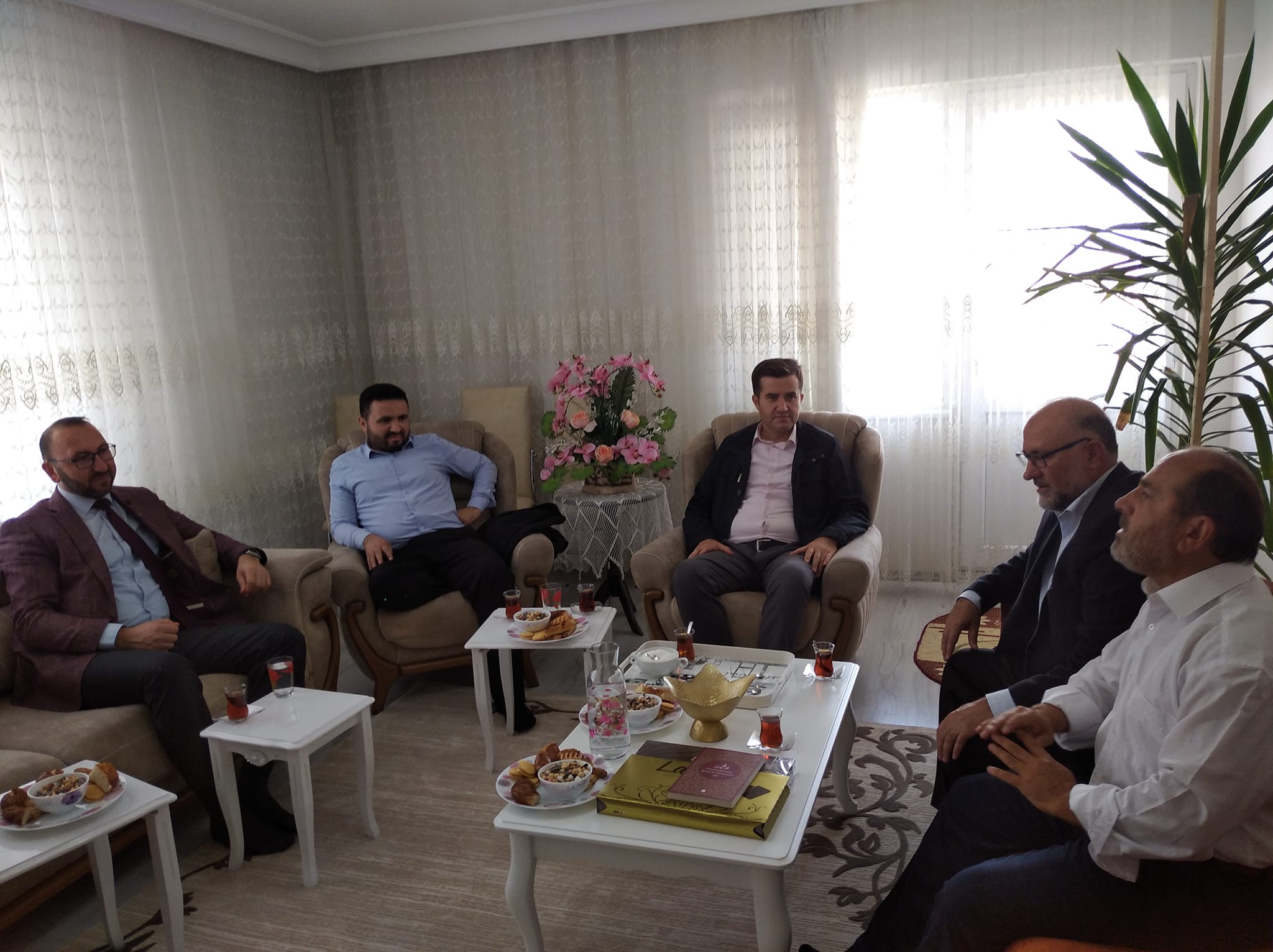 MÜFTÜLÜK NİSAN AYI PERSONEL TOPLANTISINI YAPTI 