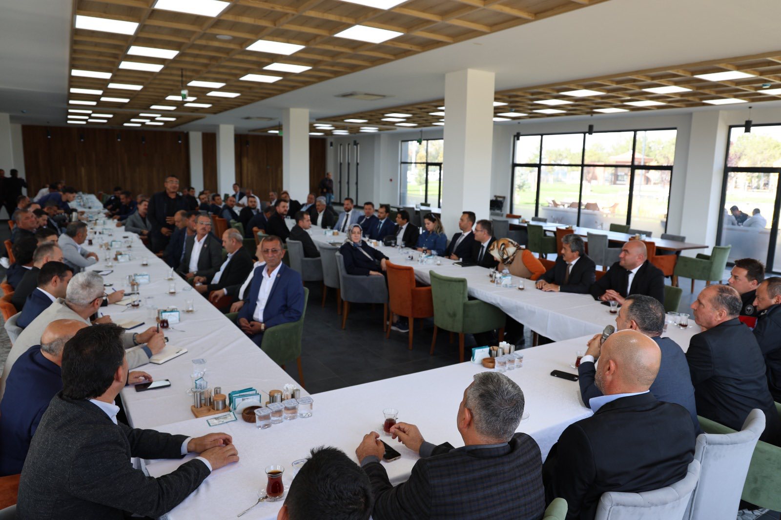 İLÇE PROTOKOLÜ MUHTARLAR GÜNÜNDE BİR ARAYA GELDİ