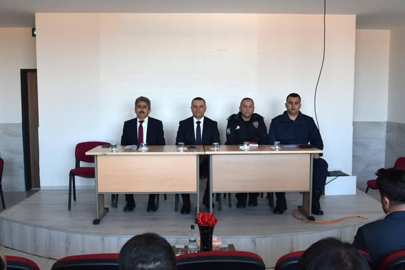 OKUL GÜVENLİĞİ TOPLANTISI YAPILDI 