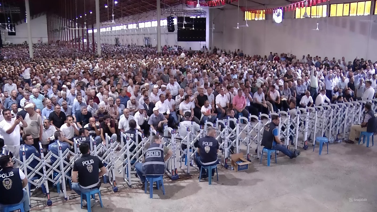 BAŞKAN ERKOYUNCU: GECE GÜNDÜZ ÇALIŞMAK BOYNUMUZUN BORCUDUR