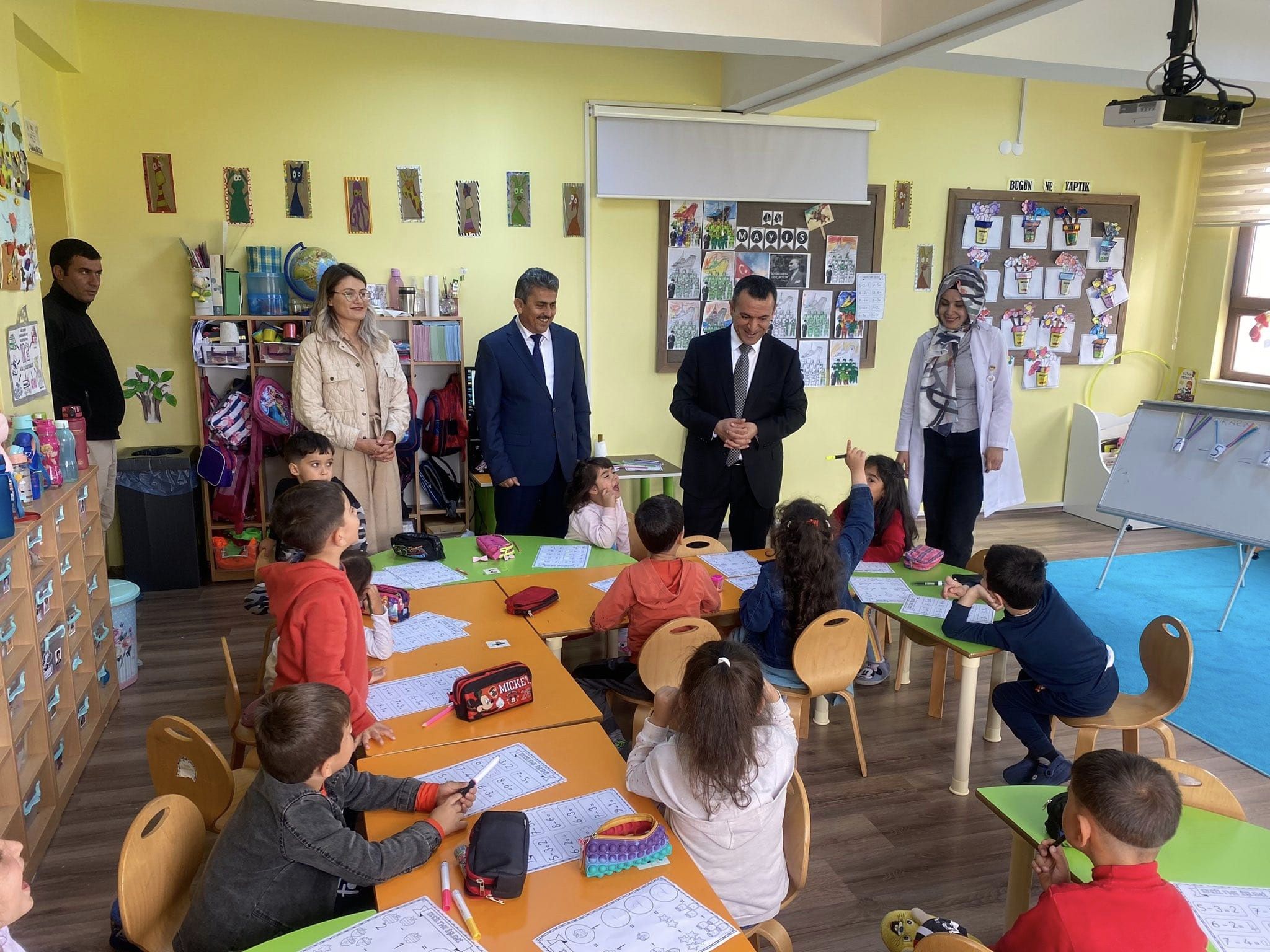 Türkman Okul Ziyaretlerine Devam Ediyor