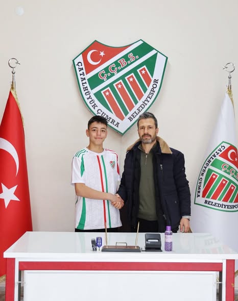 ÇUMRALI OYUNCULARA KANCA!