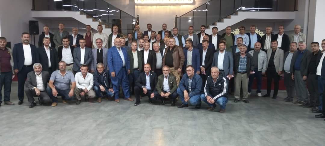 KARADAĞ MUHTARLA BİR ARAYA GELDİ