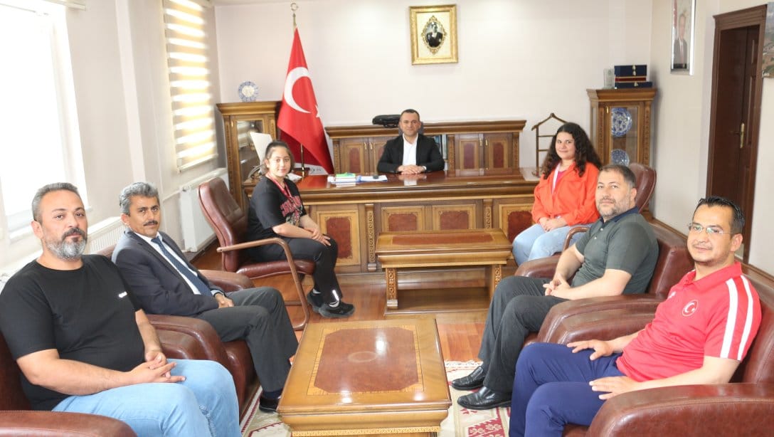 Şampiyonlar'dan Anlamlı Ziyaret!